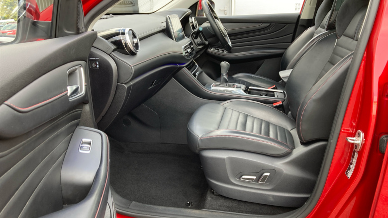 MG Hs 1.5 T-GDI Exclusive 5dr Petrol Hatchback